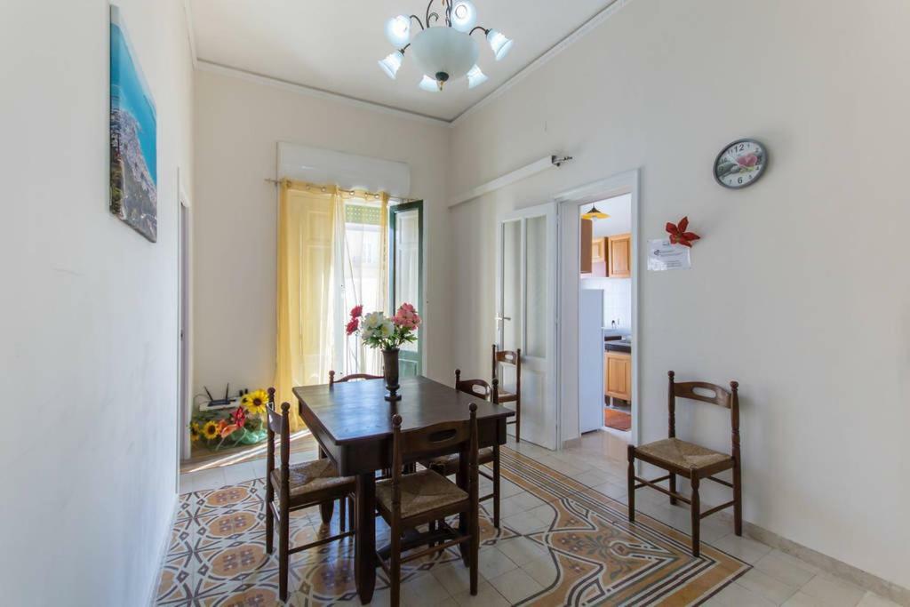 The Twins Rooms In Trapani 1 Buitenkant foto